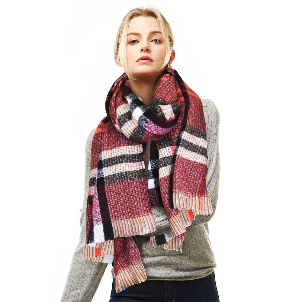 Stylish Plaid Modern Check Scarf - Picture 2 of 7